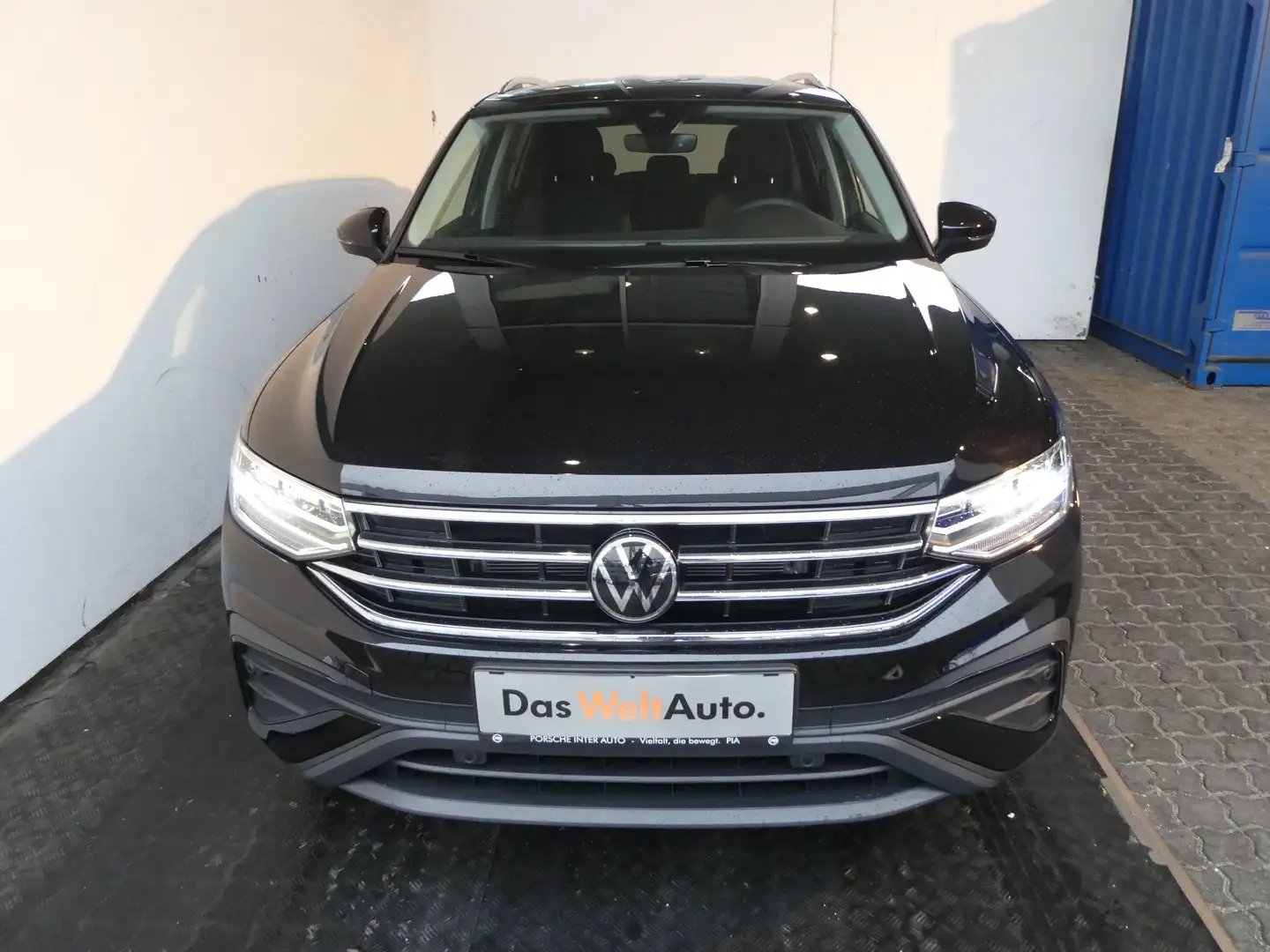 Volkswagen Tiguan Allspace Life TSI DSG Schwarz - 2