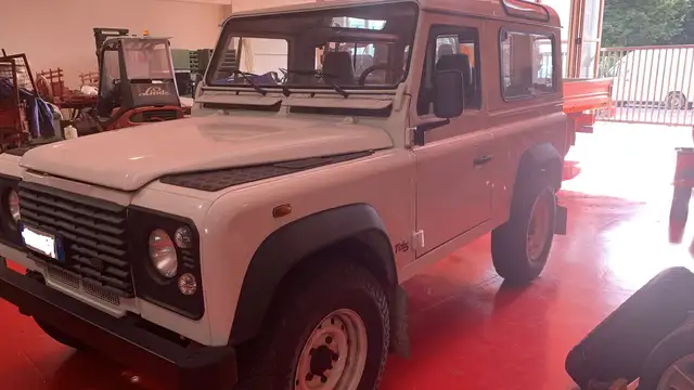 Land Rover Defender TD5