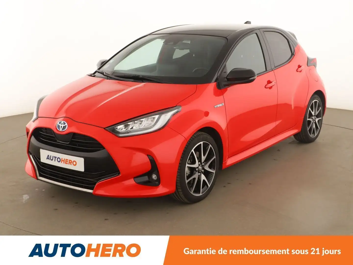 Toyota Yaris 1.5 Hybrid Premiere Rouge - 1