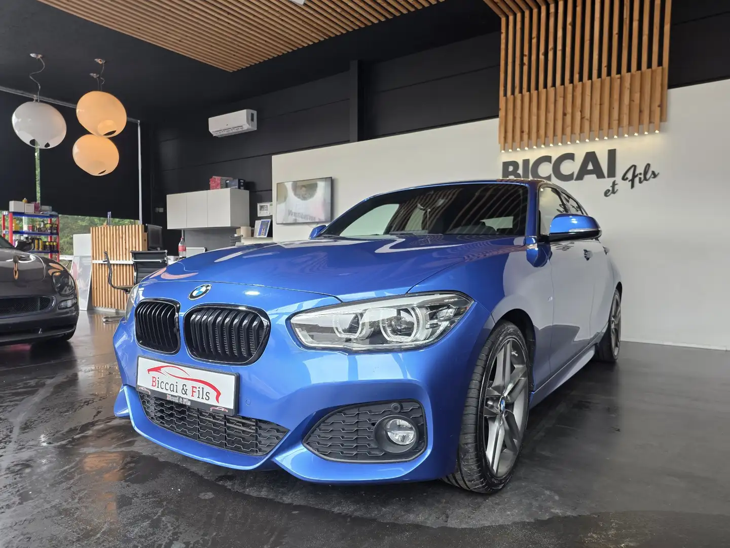 BMW 118 118i PACK M Bleu - 1