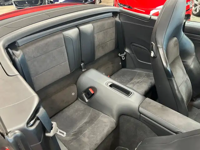Porsche 911 view 14