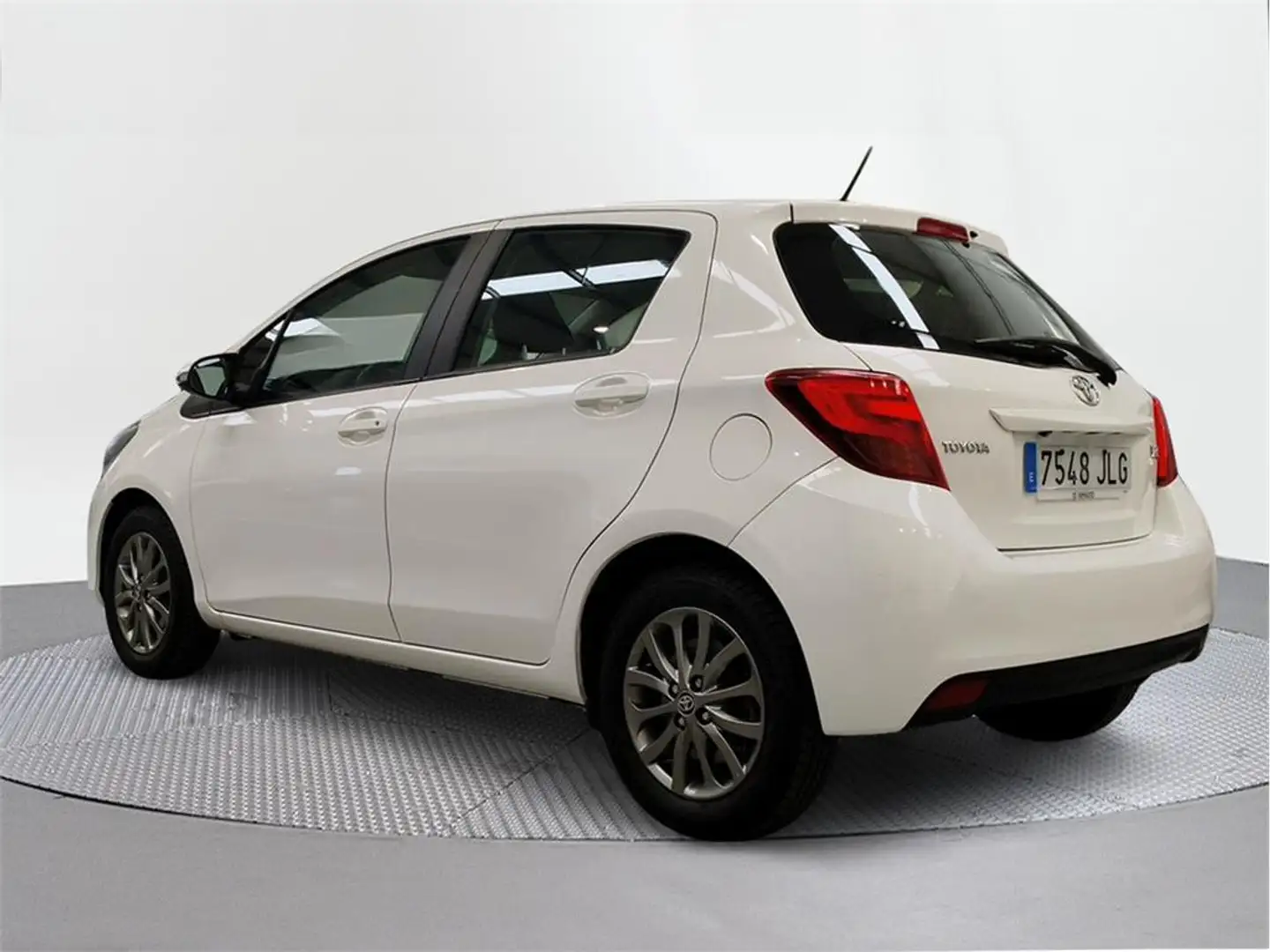 Toyota Yaris 1.3 Active - 2