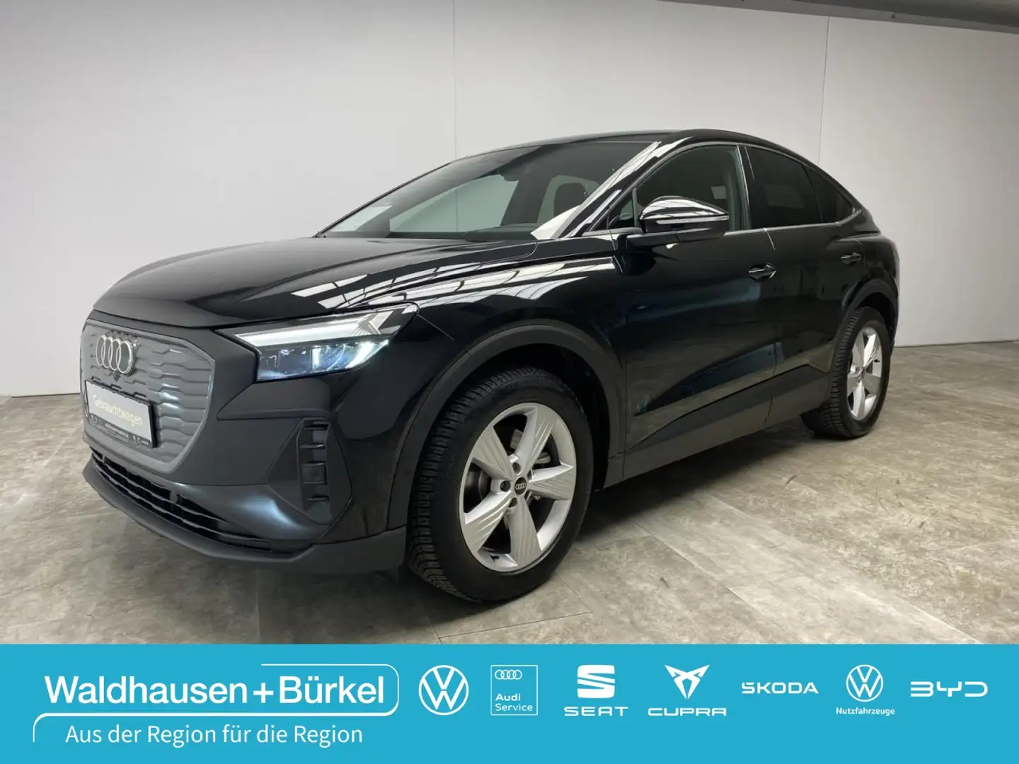 Audi Q4 e-tron Klima Navi Rückfahrkamera Sitzheizung Fenster el. Schwarz - 1