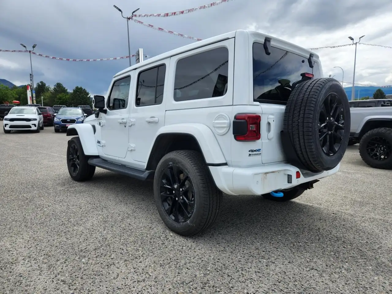 Jeep Wrangler снимка Jeep Wrangler