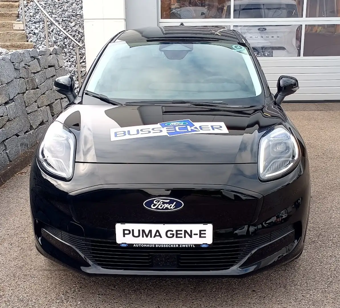 Ford Puma E-Gen 43kWh Schwarz - 2