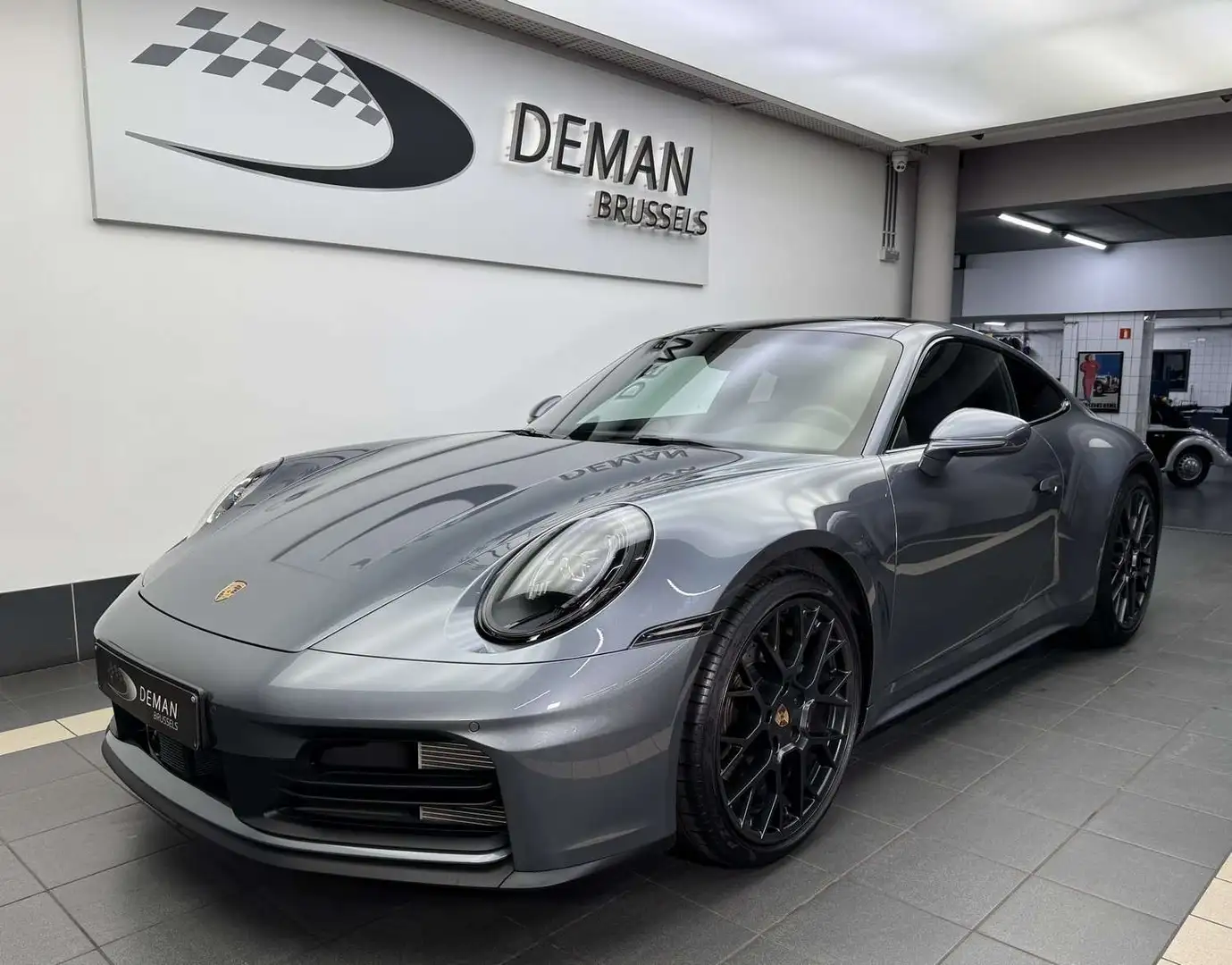 Porsche 992 992.2 Carrera * Toit ouvrant * Pack Chrono * ACC Gris - 1