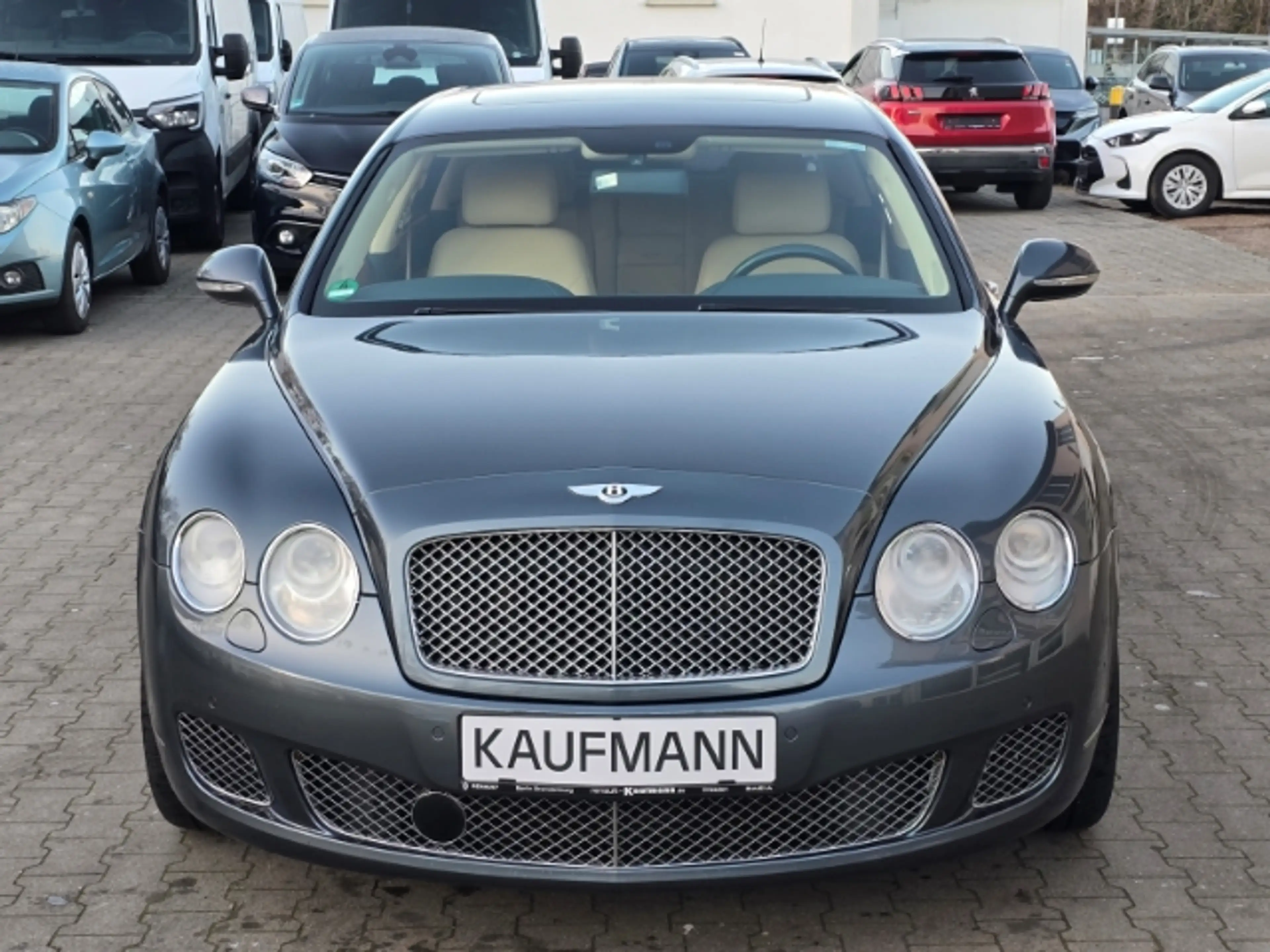 Bentley Continental Flying Spur  6.0 W12 — photo 2