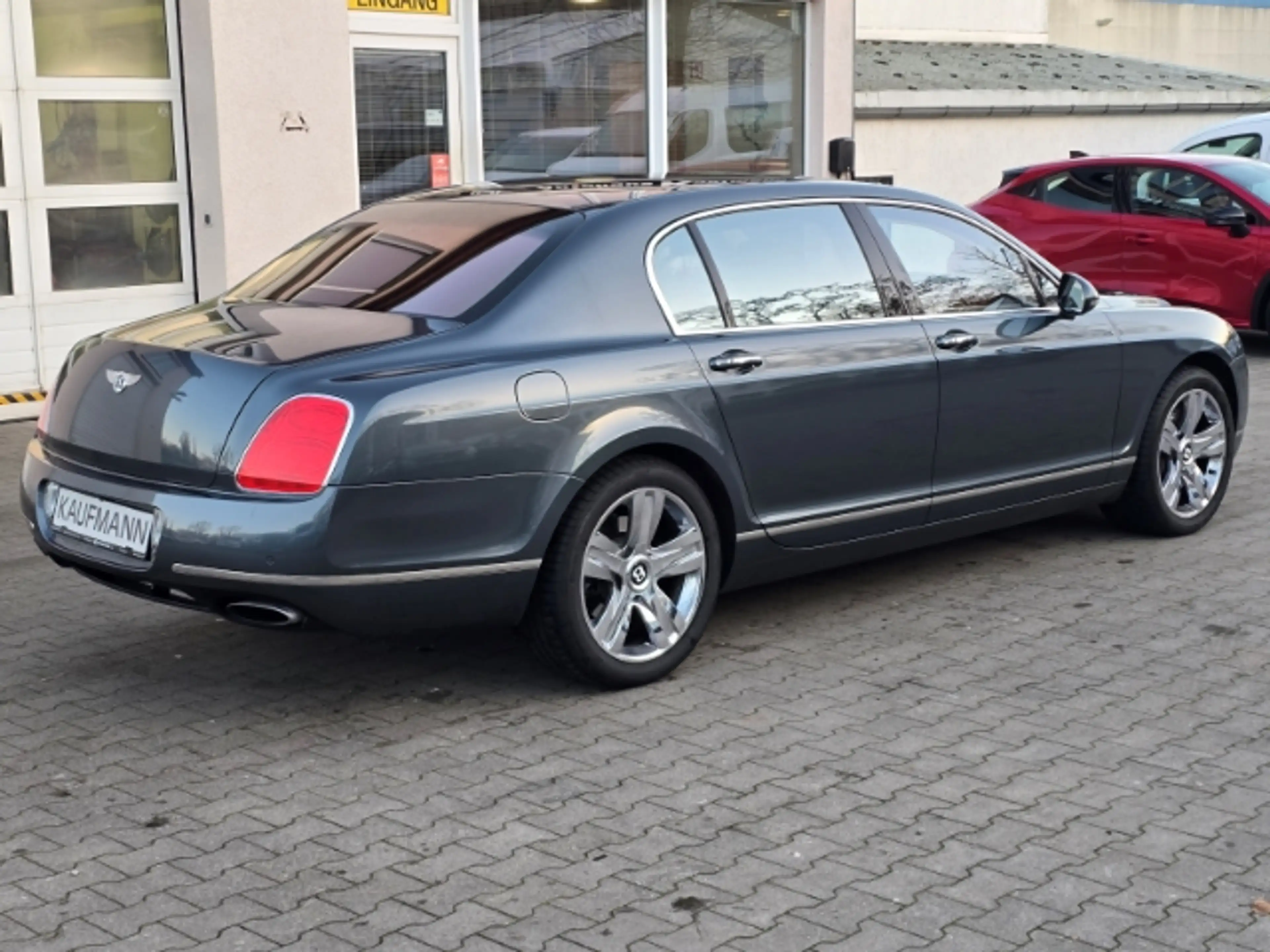 Bentley Continental Flying Spur  6.0 W12 — photo 4