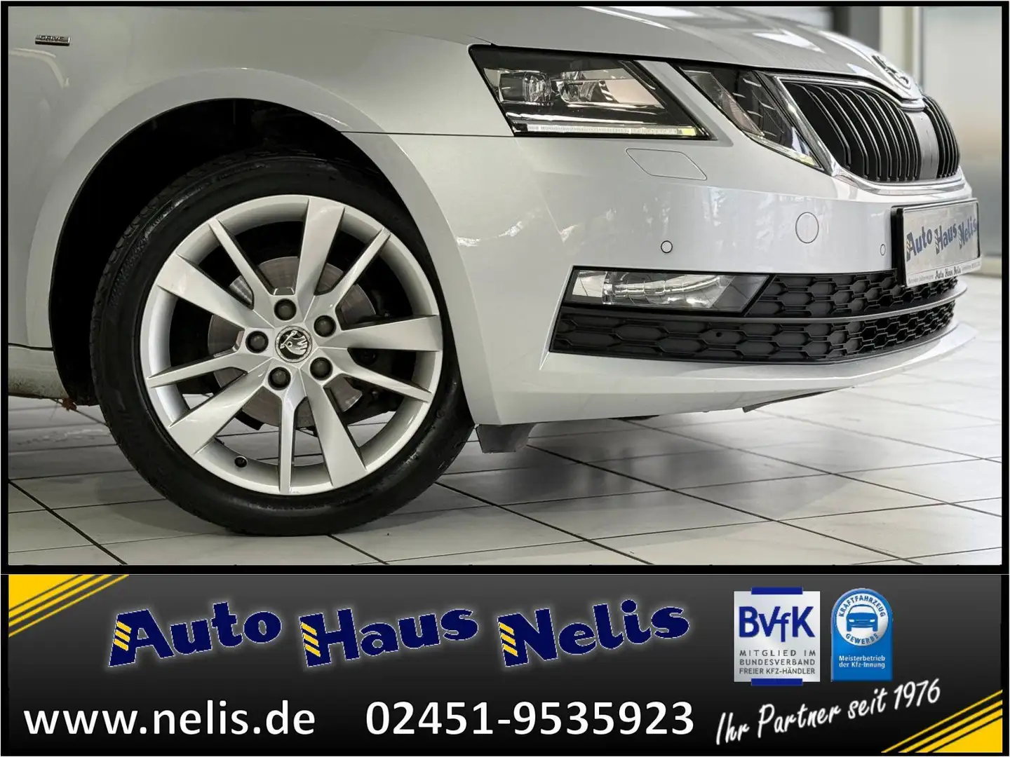 Skoda Octavia 1,6 TDI Combi DSG 1Hd. Drive Andriod/App Ezüst - 2