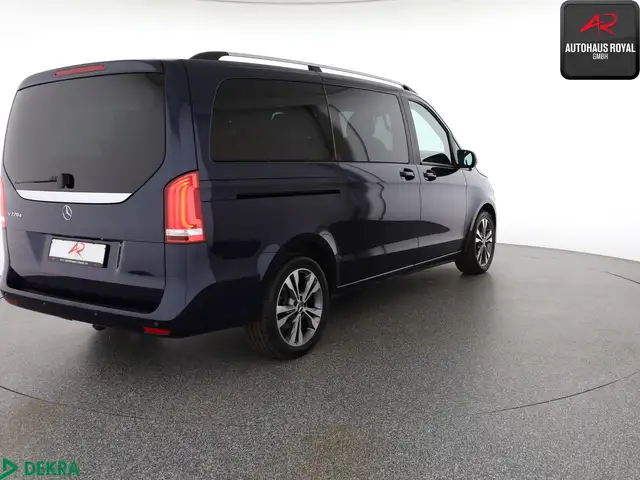 Mercedes-Benz V-Class view 5