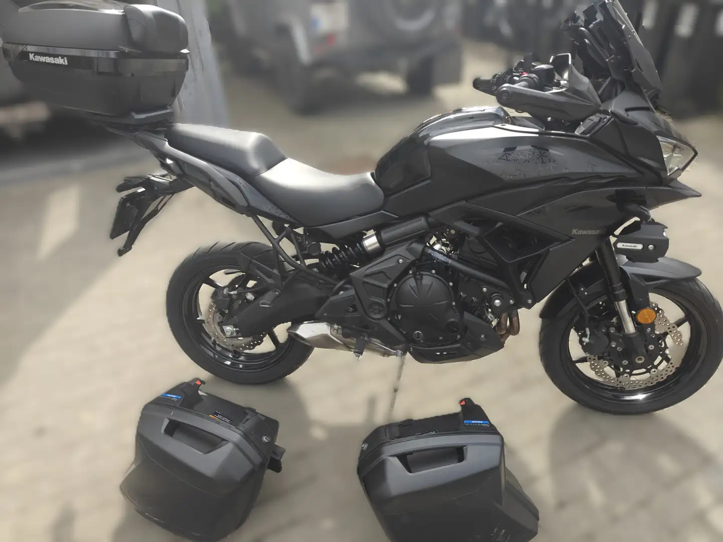 Kawasaki Versys 650 Grand Tourer Noir - 2
