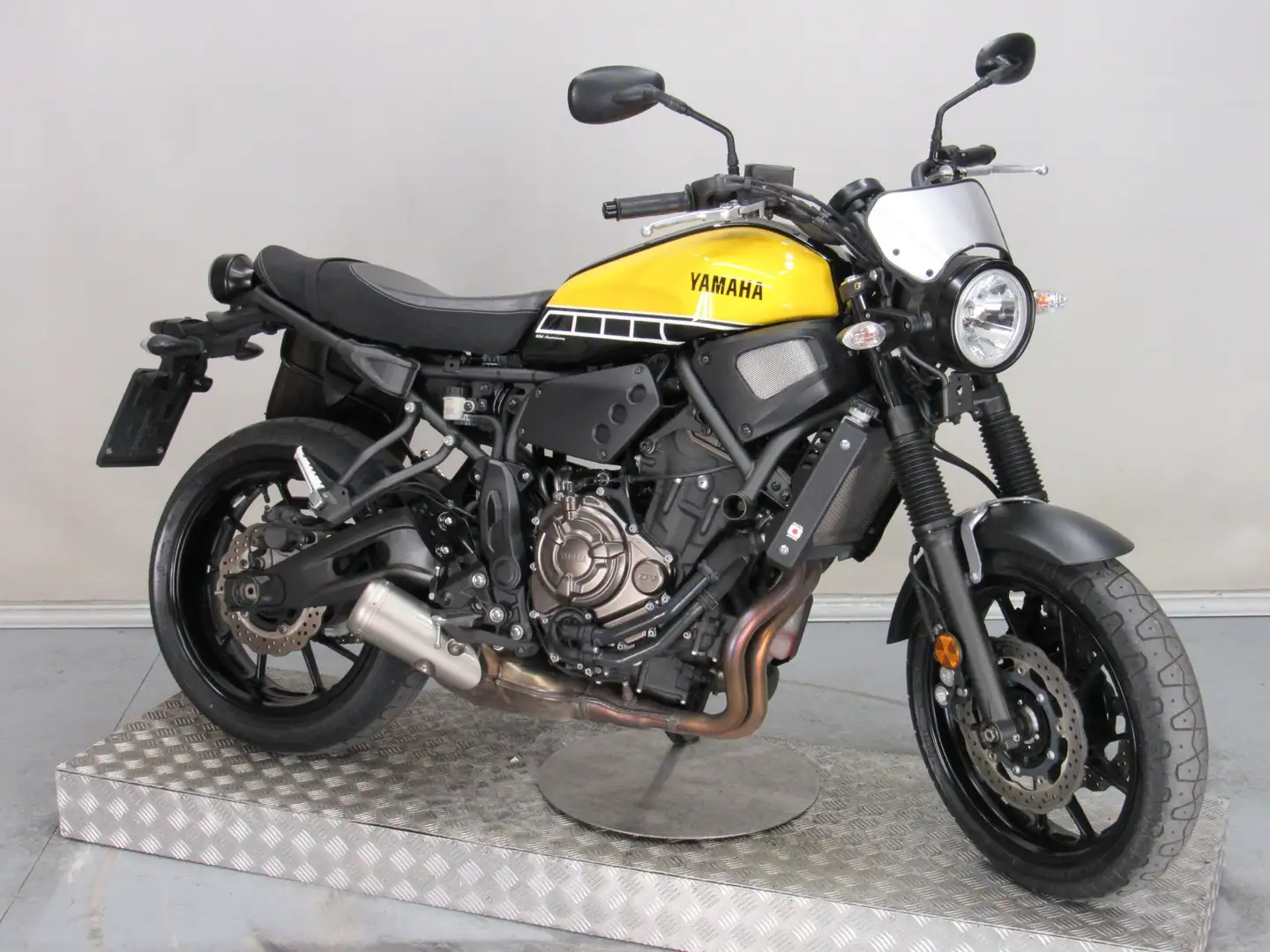 Yamaha XSR 700 ABS 60 TH Giallo - 2