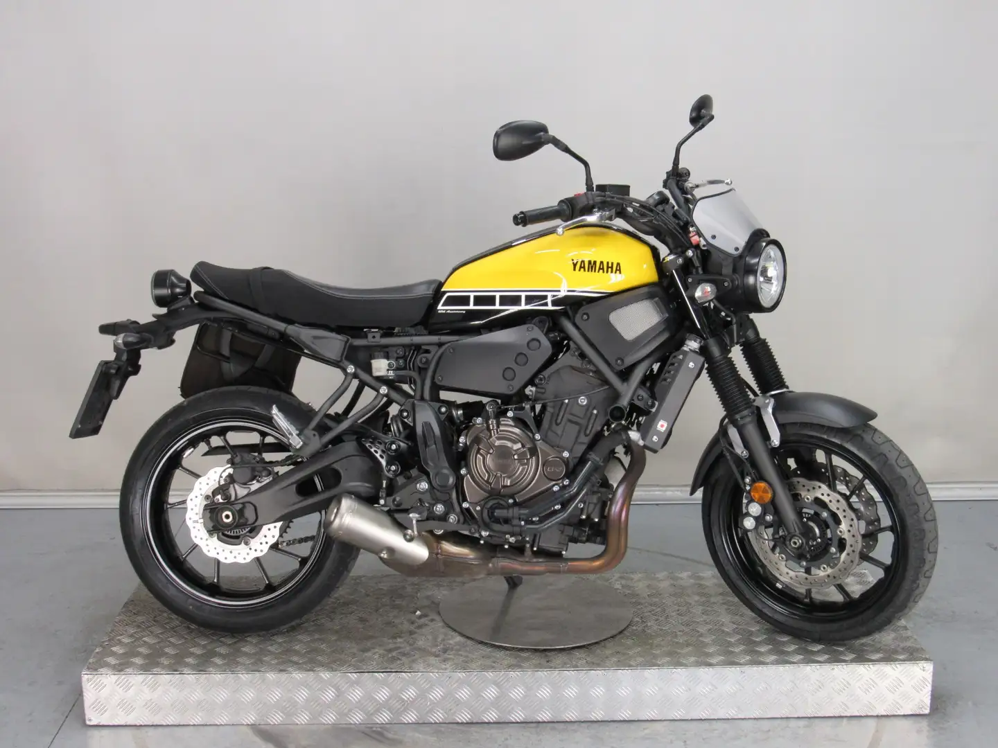 Yamaha XSR 700 ABS 60 TH Giallo - 1
