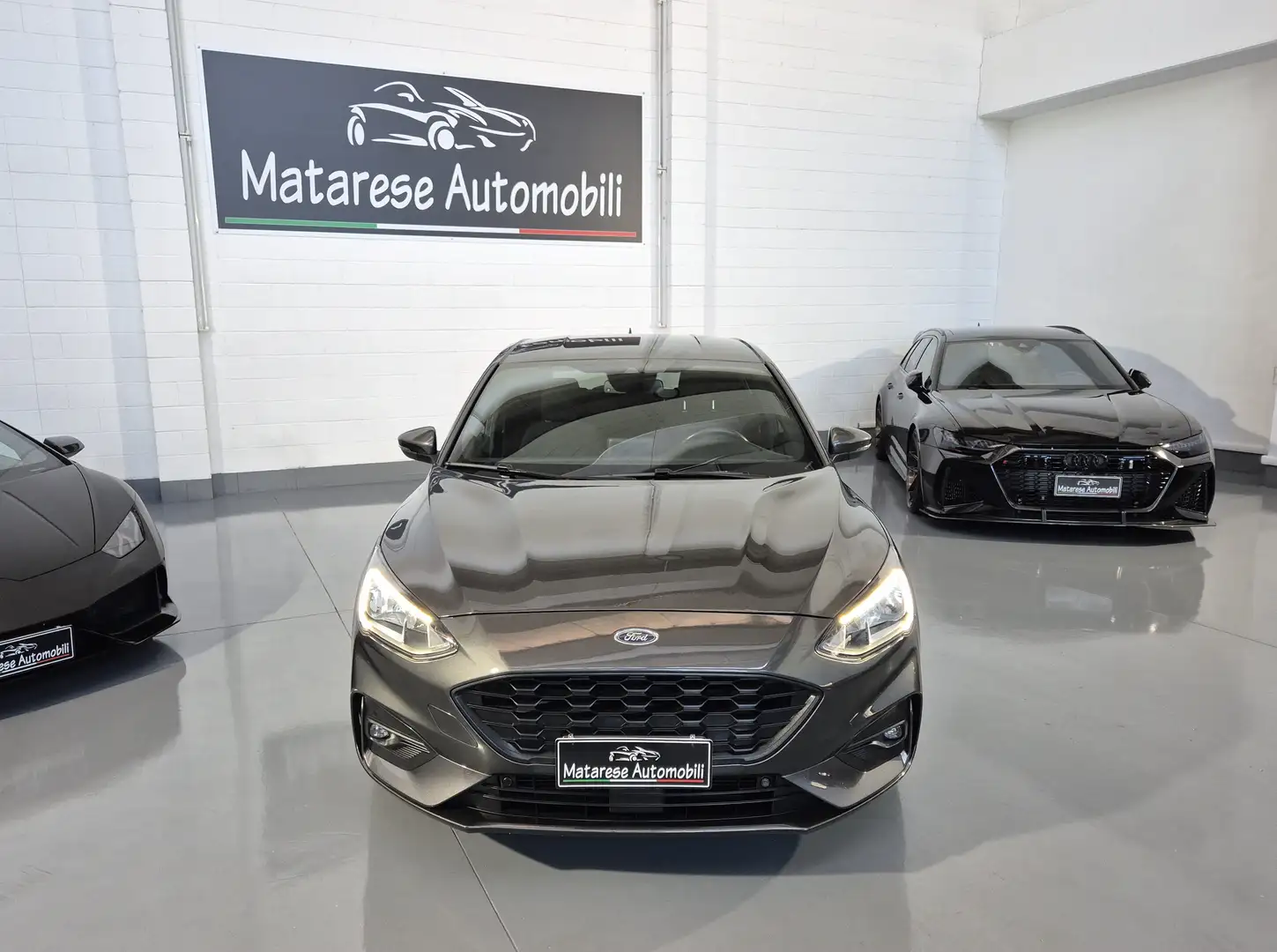 Ford Focus ST line 1.0cc EcoEoost 125cv Automatica Navigatore Grigio - 2