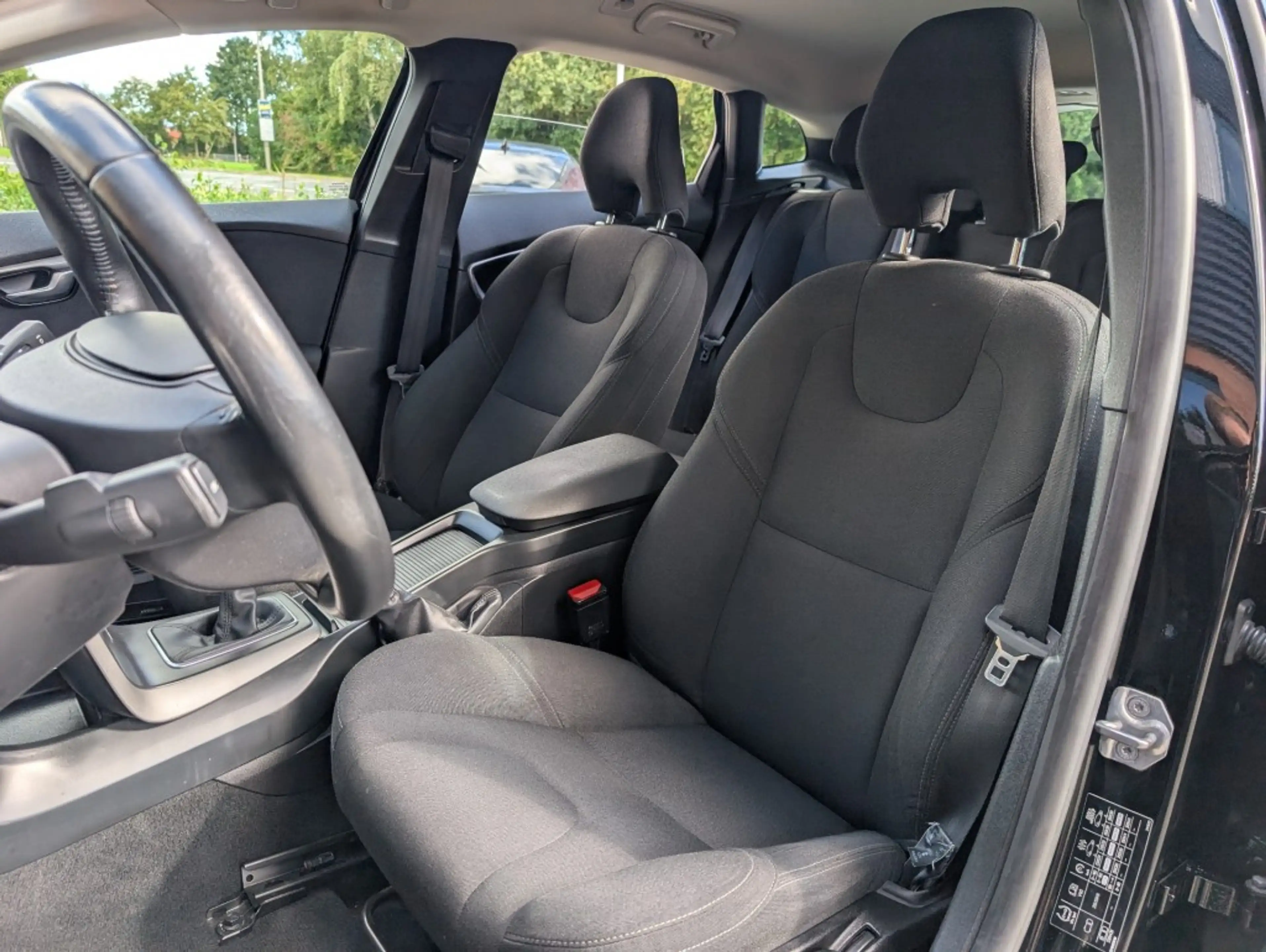 Volvo V40 2.0 T2 KINETIC, Airco, Cruise, Achteruitrij camera — photo 10