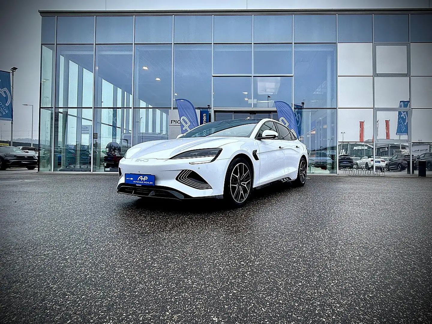 BYD Seal Design RWD 313PS MY2026 LEASING AKTION - im Vor... Weiß - 2