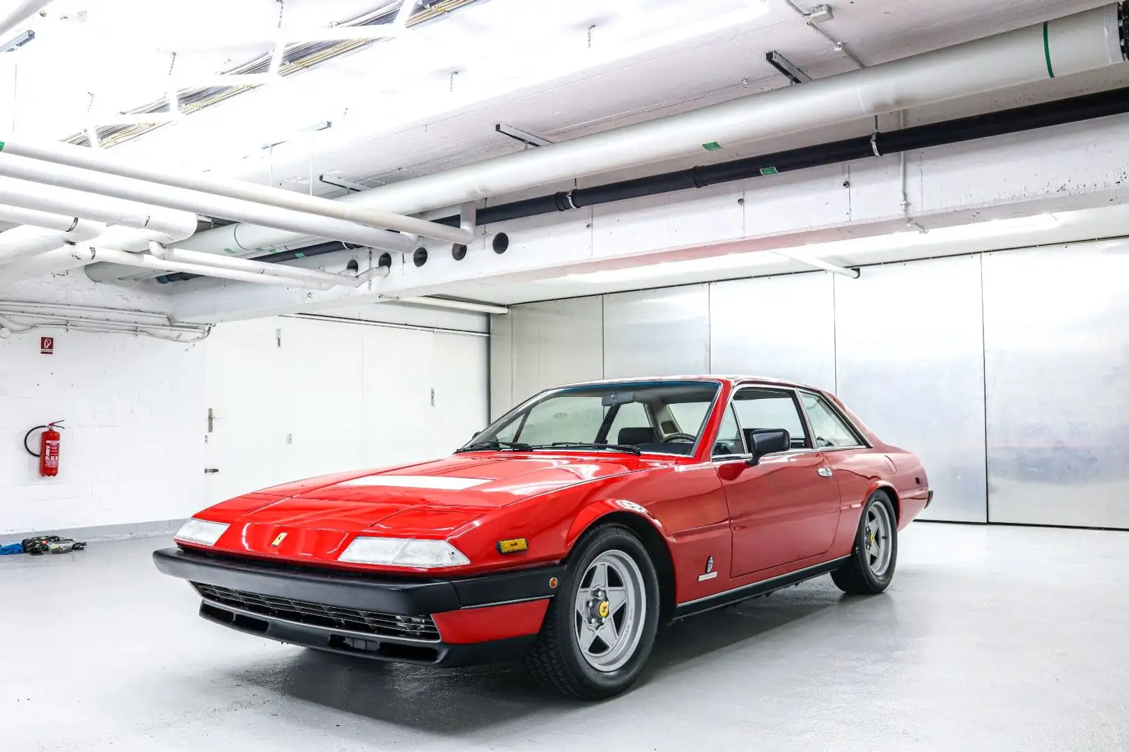 Ferrari 400 i Rojo - 1