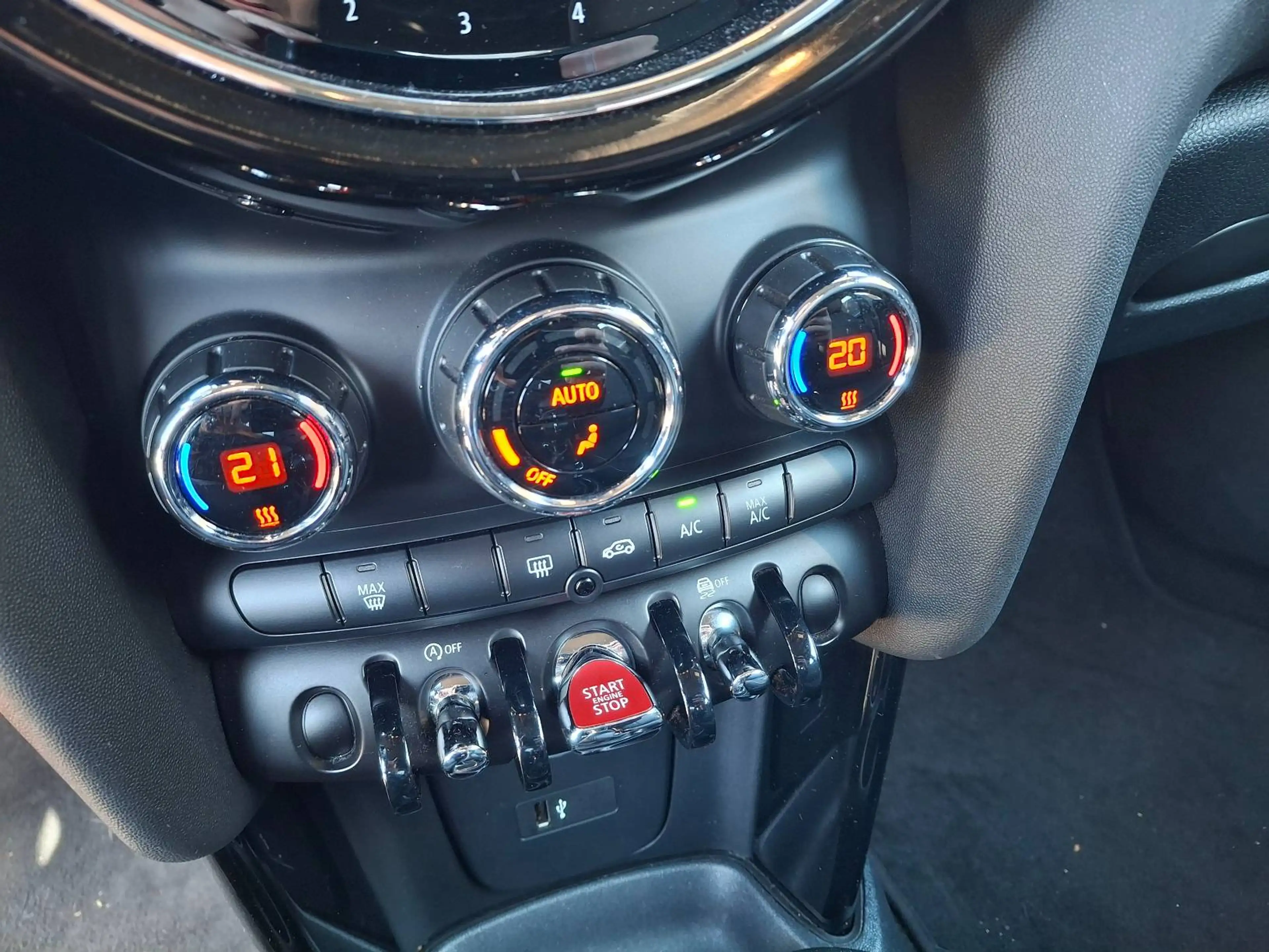MINI One Mini 1.5 One OPF (EU6d) — photo 11