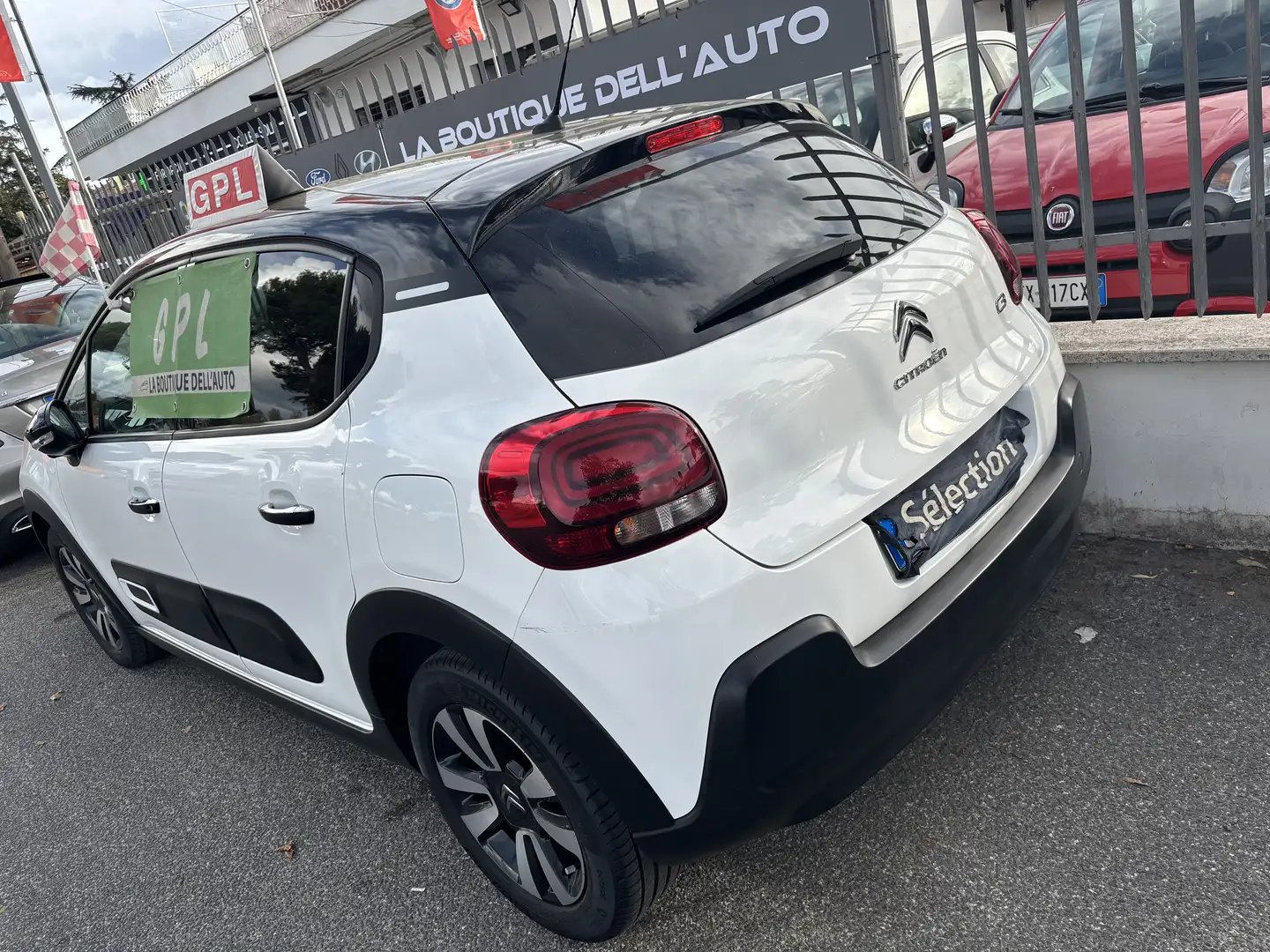 Citroen C3 2023 1.2 puretech Shine GPL 58.000KM COME NUOVA Bianco - 1