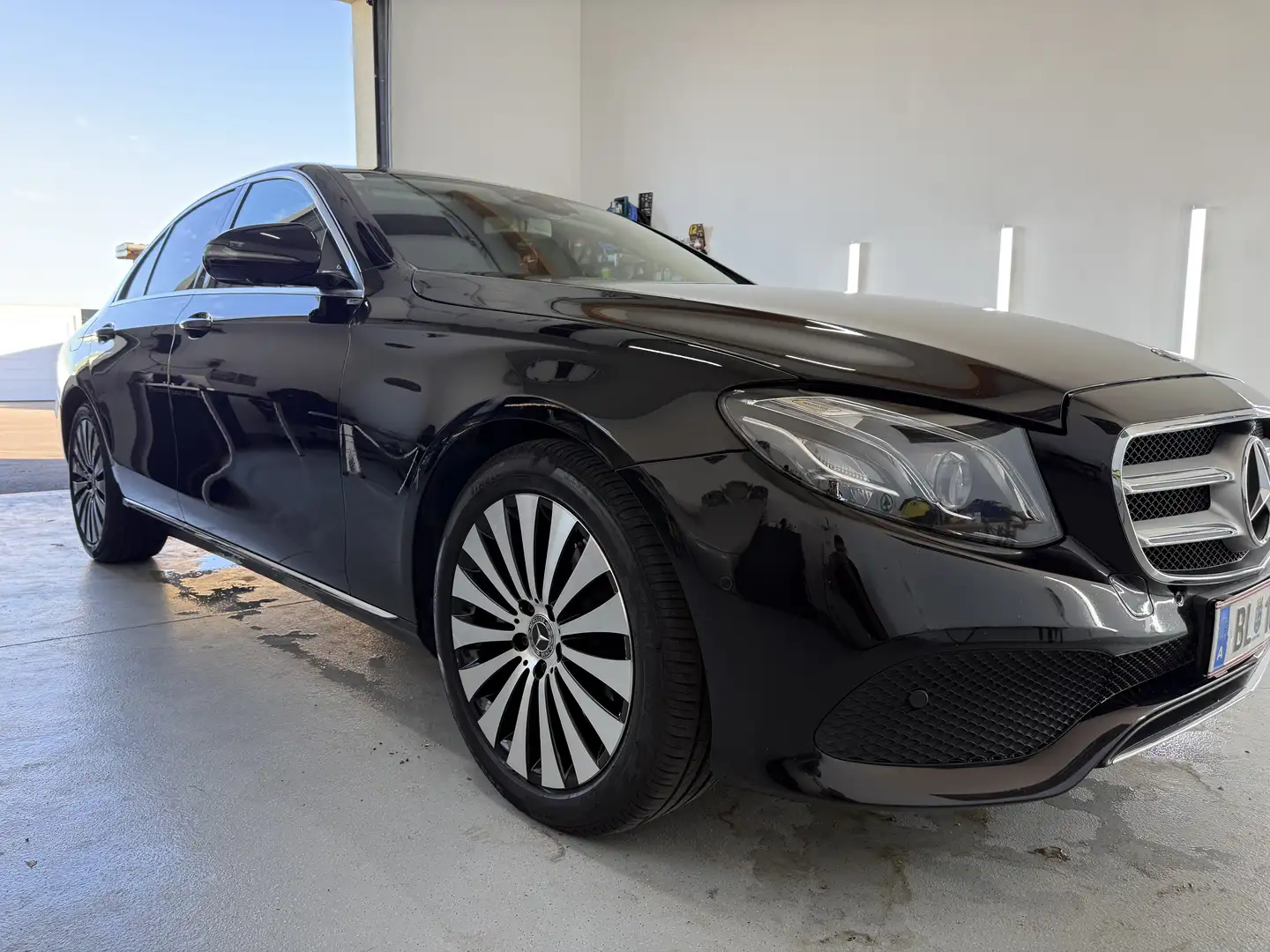 Mercedes-Benz E 220 d Avantgarde Aut. - 2