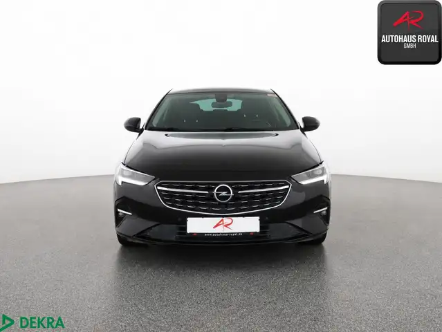Opel Insignia view 8