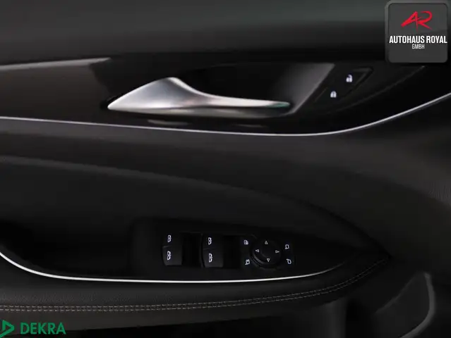 Opel Insignia view 14