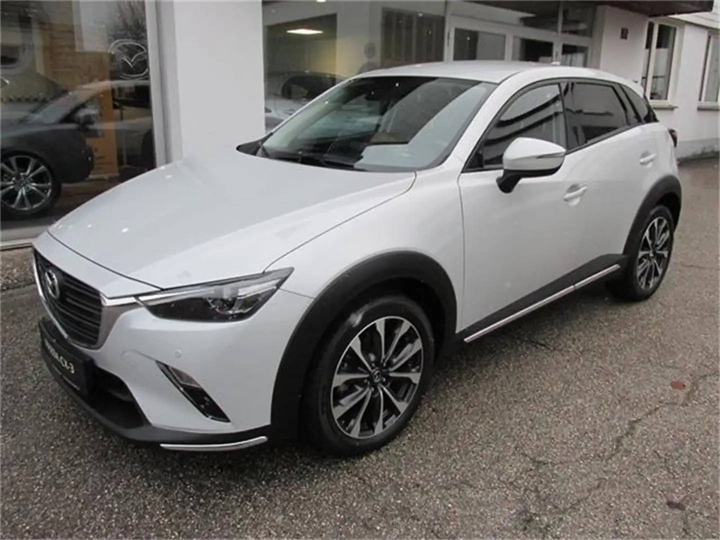 Mazda CX-3 /G121/AT/REVOLUTION - 1