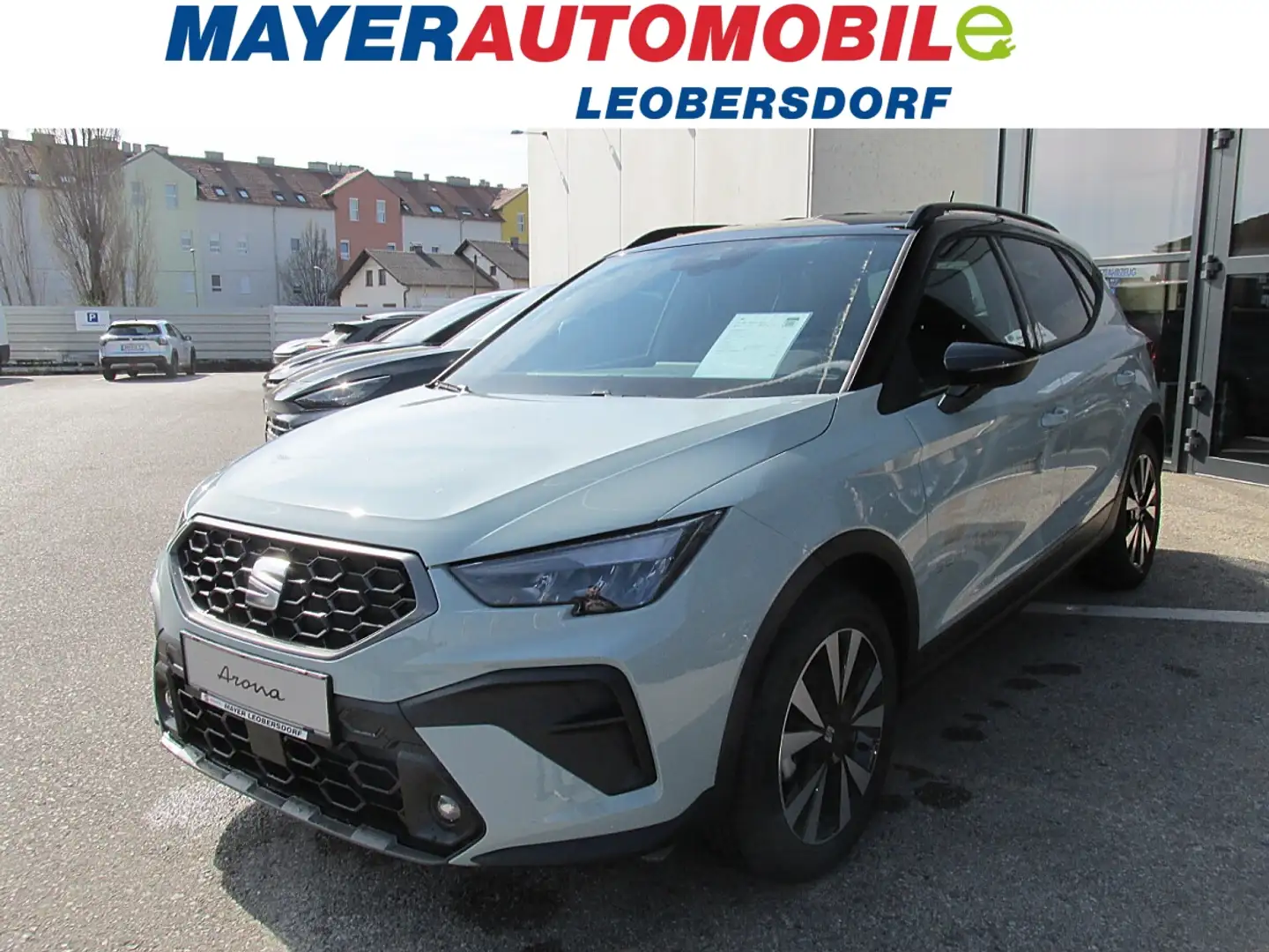 SEAT Arona 1,0 TSI Style DSG Edition Grau - 1