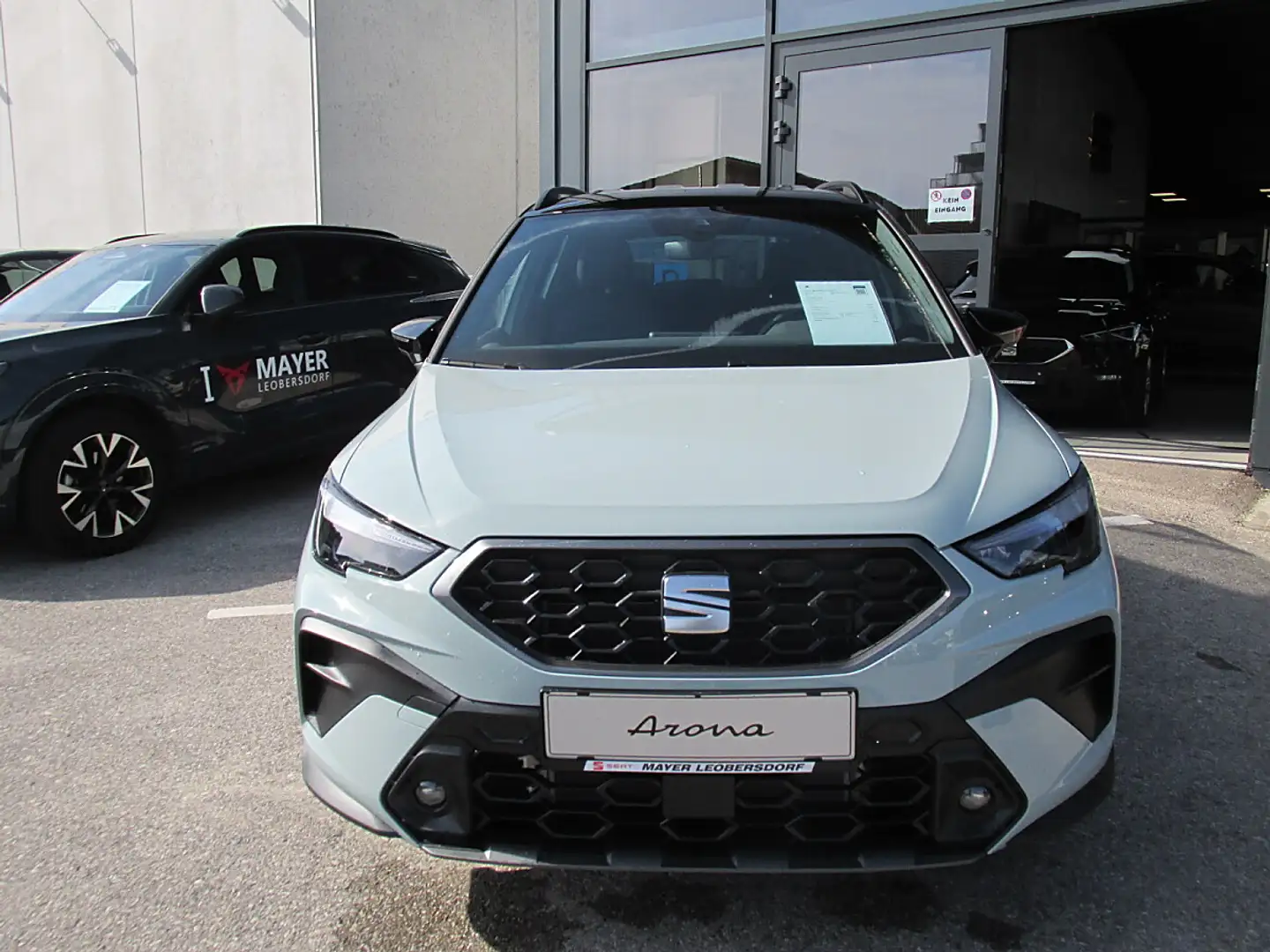 SEAT Arona 1,0 TSI Style DSG Edition Grau - 2