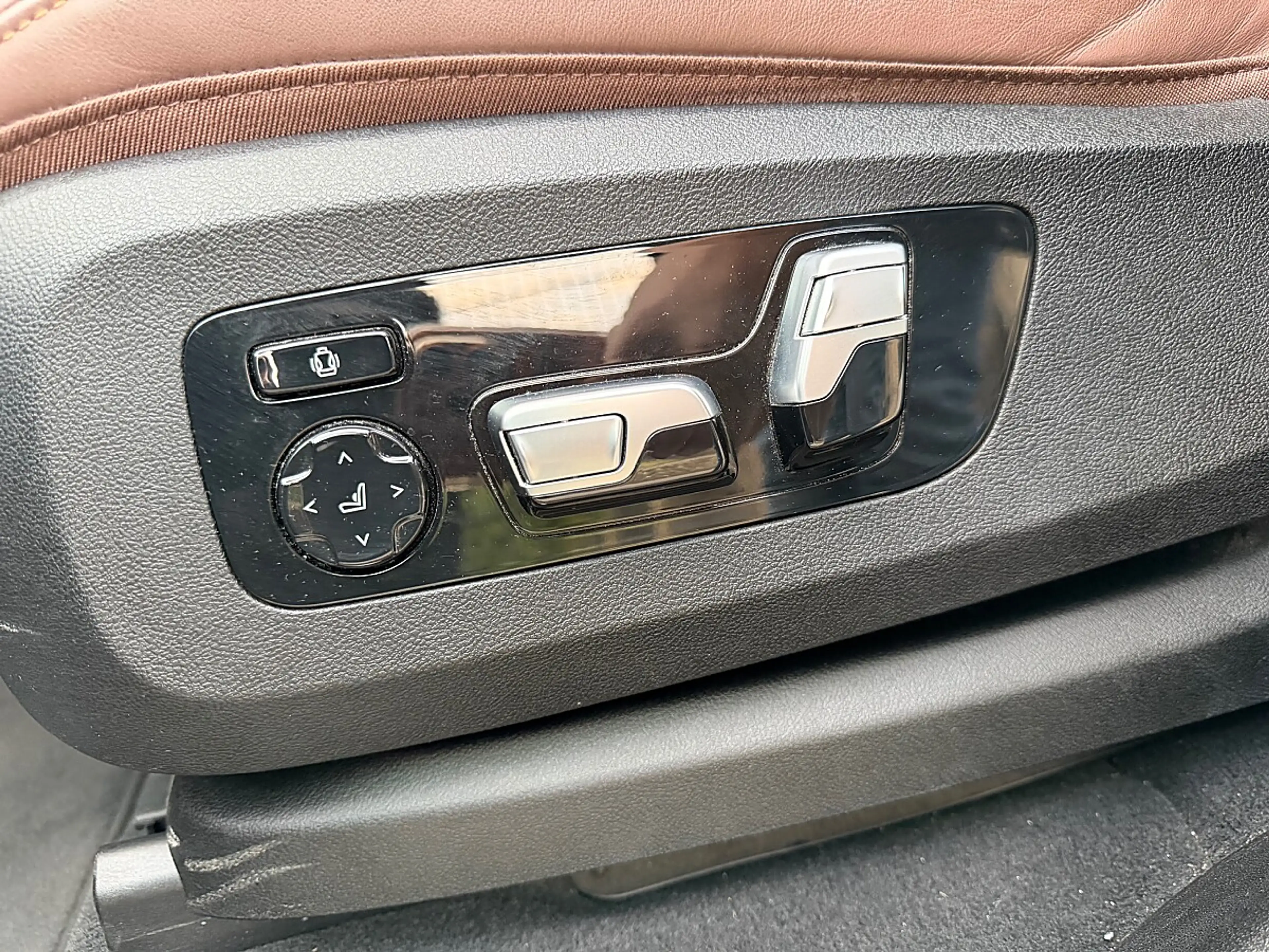 BMW X5 xDrive30d Aut.*M-Paket* — photo 12