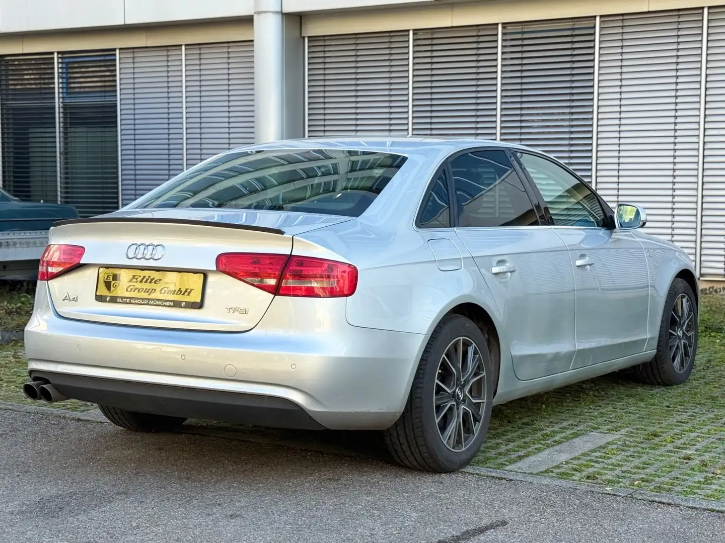 Audi A4 Lim. Ambiente*Automatik*Apple Carplay*PDC* Silber - 2