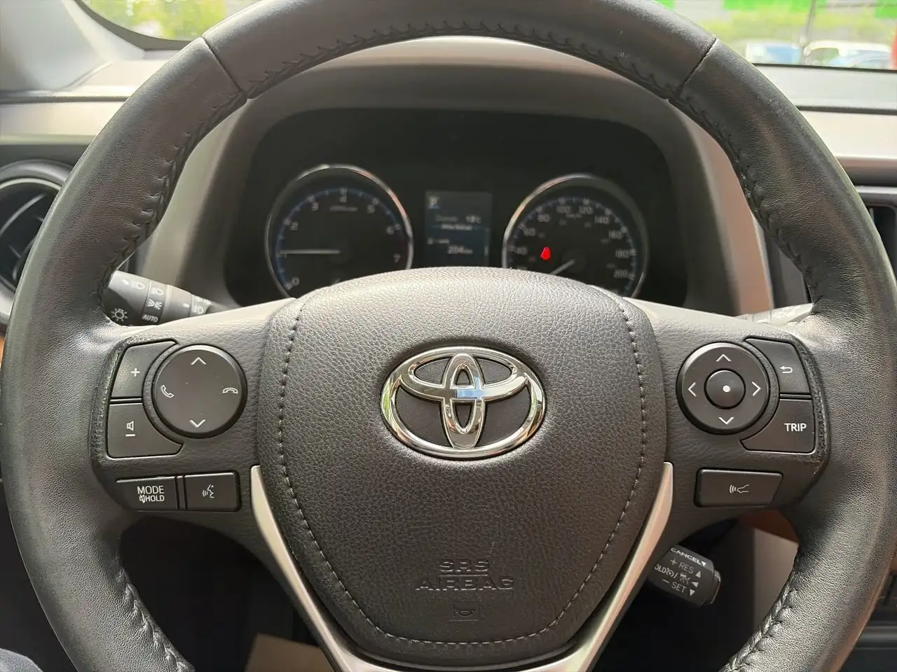 Toyota RAV 4 снимка Toyota RAV 4