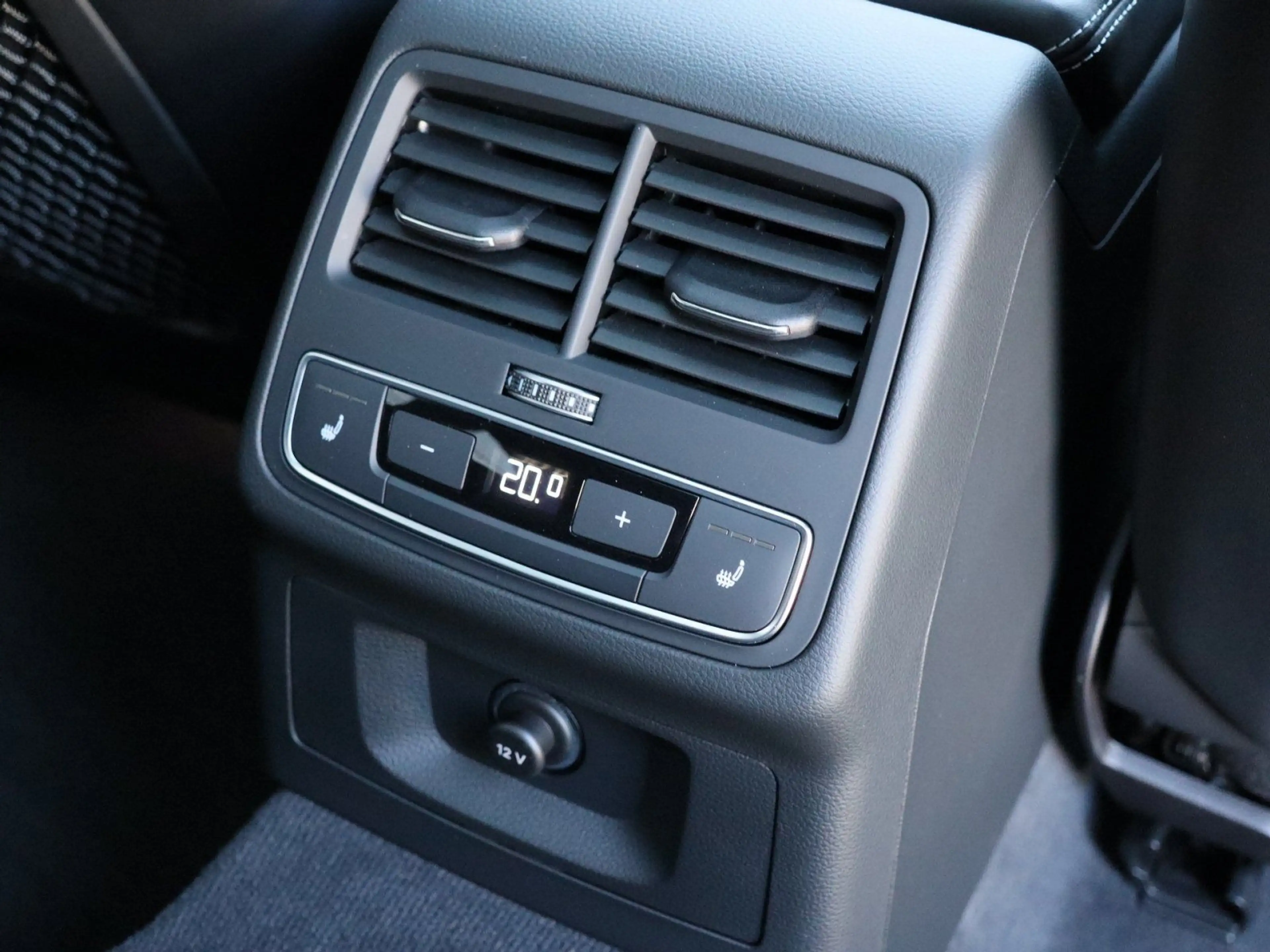 Audi S4 3.0 TDI Pano AHK B&O Matrix Leder — photo 15