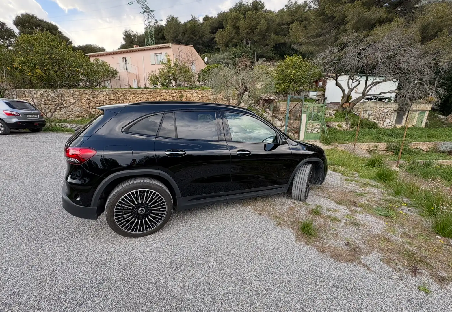 Mercedes-Benz EQA 250 EQA 250  AMG Line Negru - 2