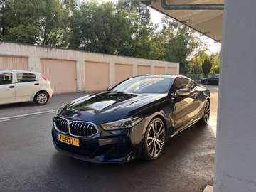 M850i xDrive Carbon Core