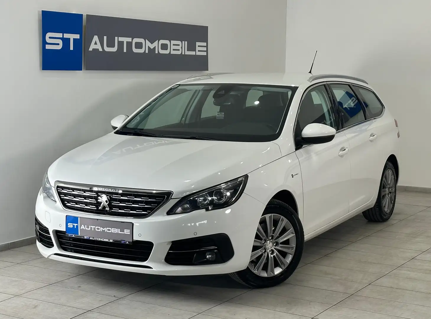 Peugeot 308 308 SW 1,6 BlueHDI 100 Active // NAVI // AHK // Weiß - 1