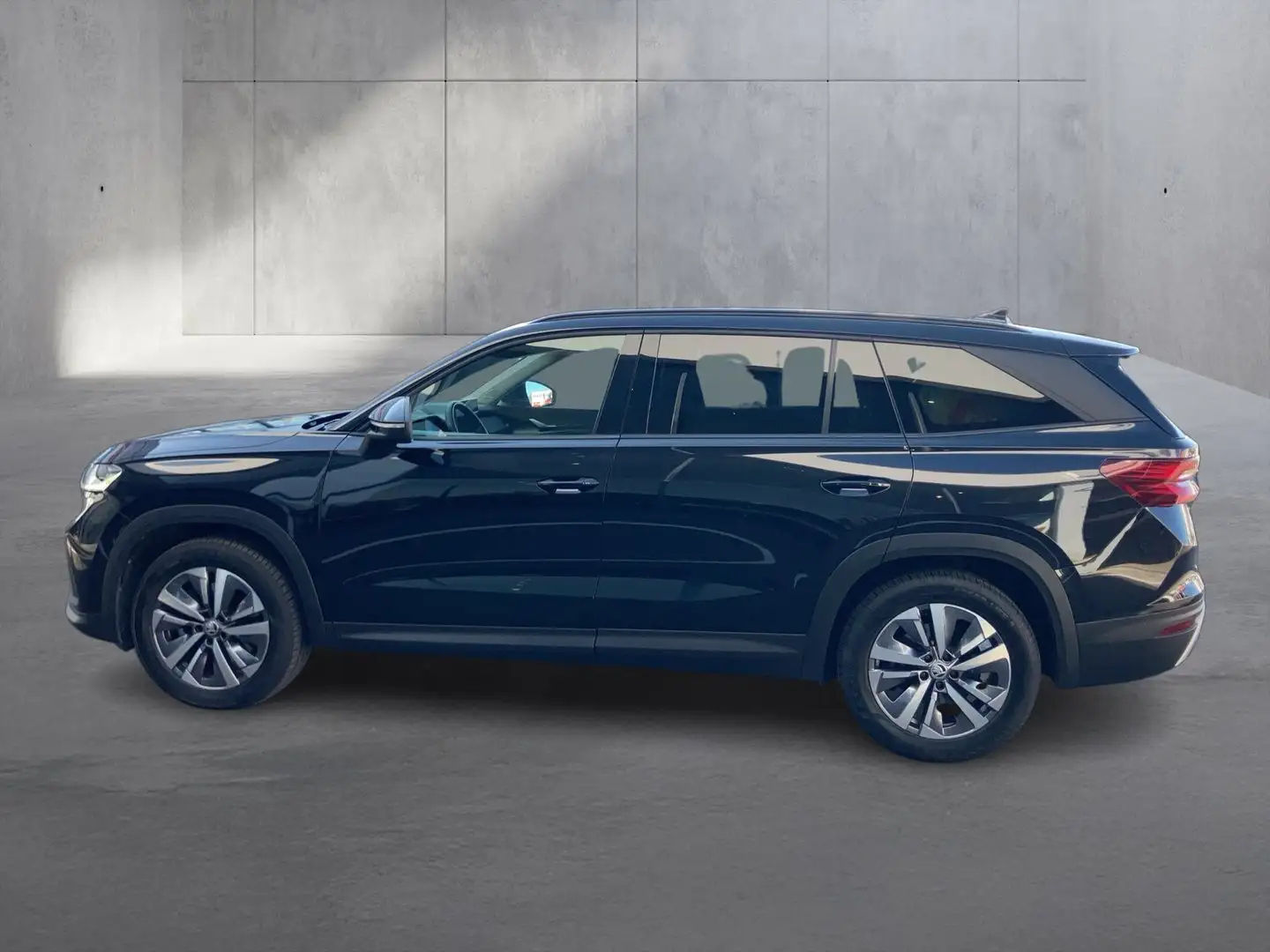 Skoda Kodiaq Selection TDI DSG Schwarz - 2