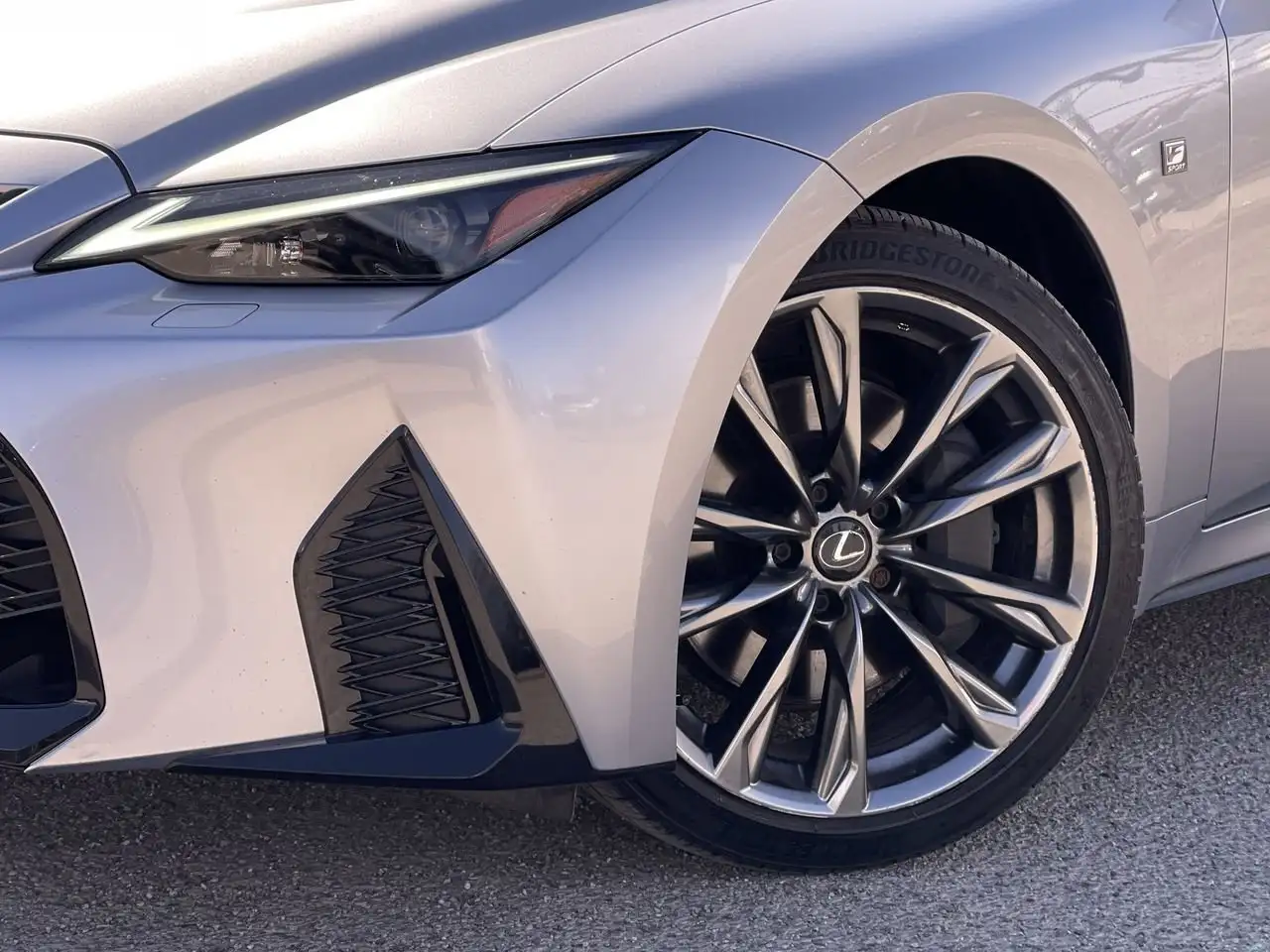 Lexus IS photo Lexus IS