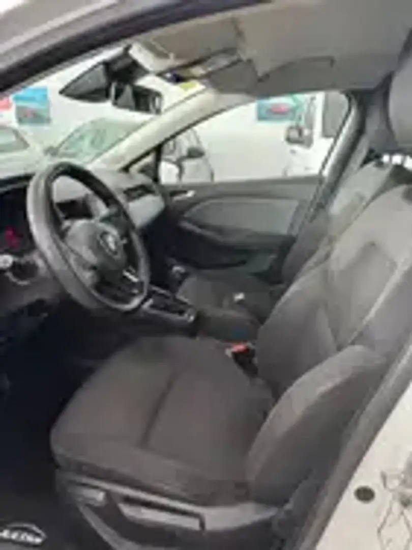 Renault Clio Pequeño Manual de 5 Puertas Blanco - 2