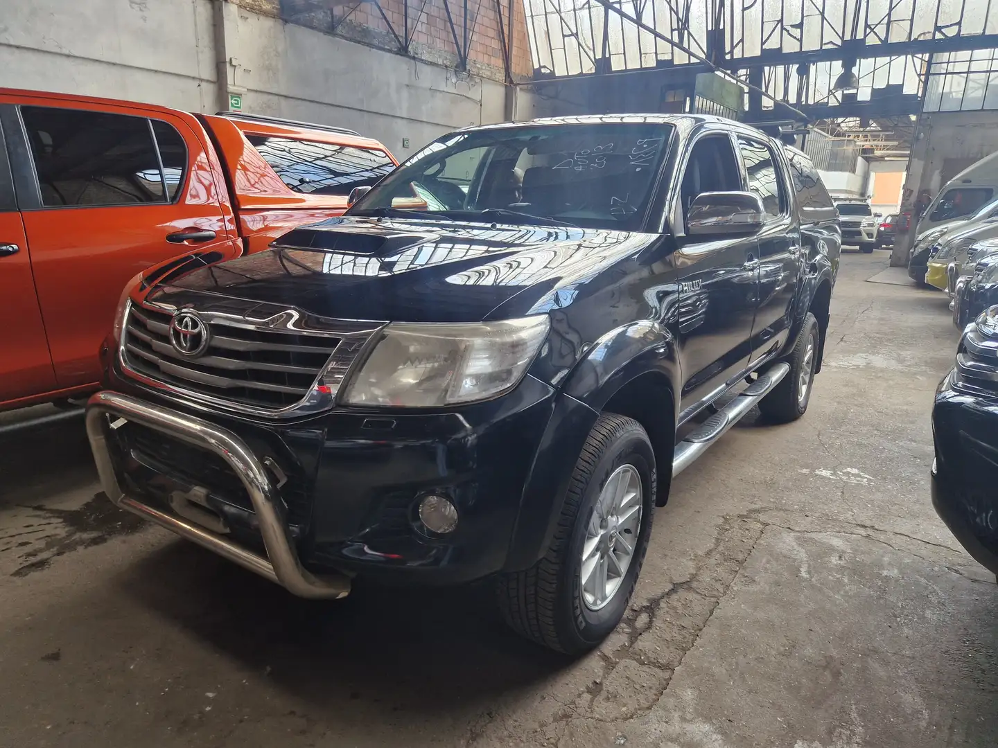 Toyota Hilux 3.0 D-4D 4WD SR - 1