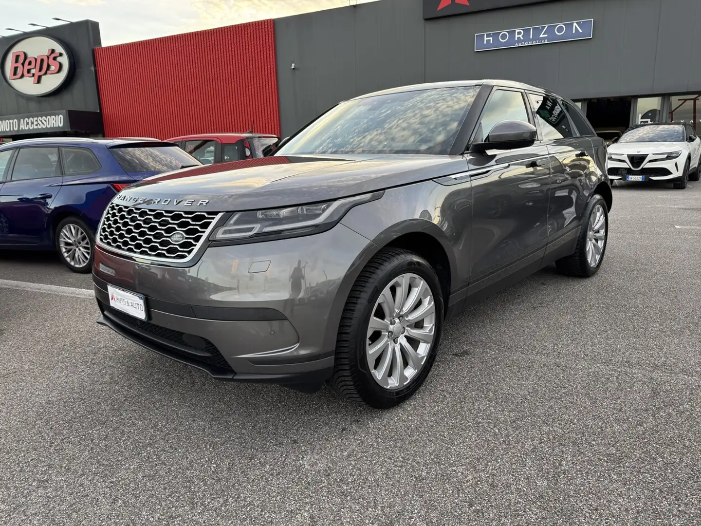 Land Rover Range Rover Velar 2.0 i4 S 240cv auto Gris - 1
