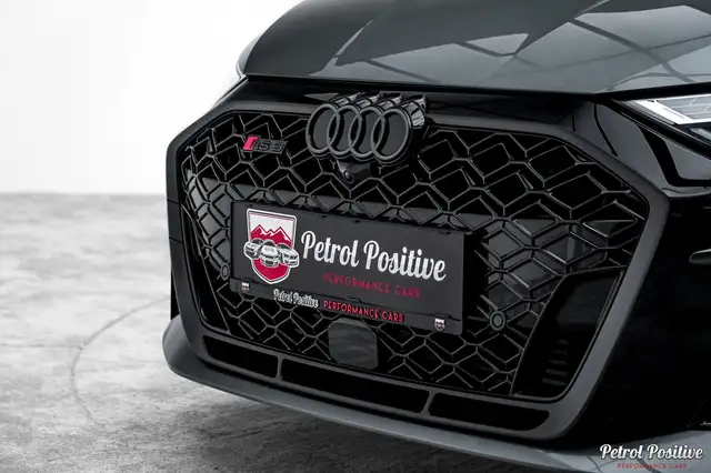 Audi RS3 view 4