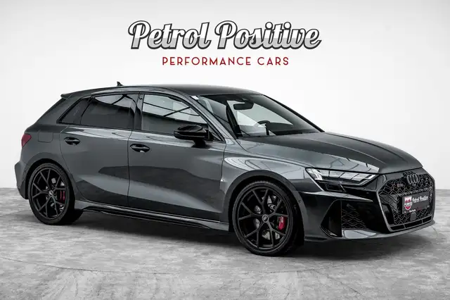 Audi RS3 view 8