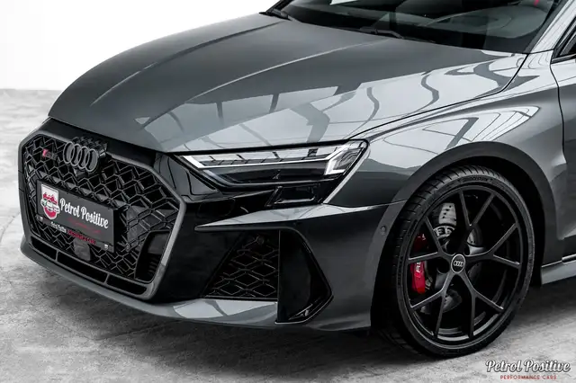 Audi RS3 view 3