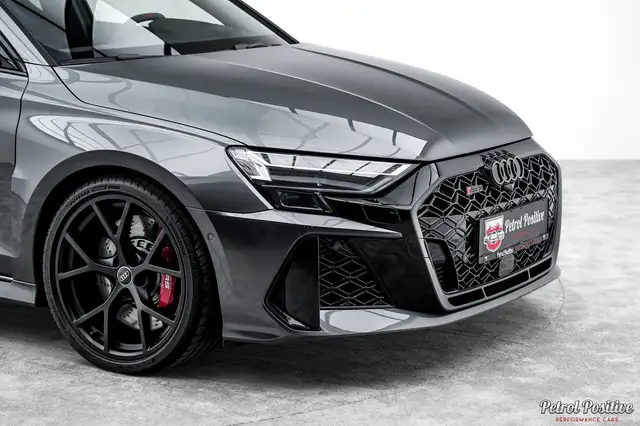 Audi RS3 view 9