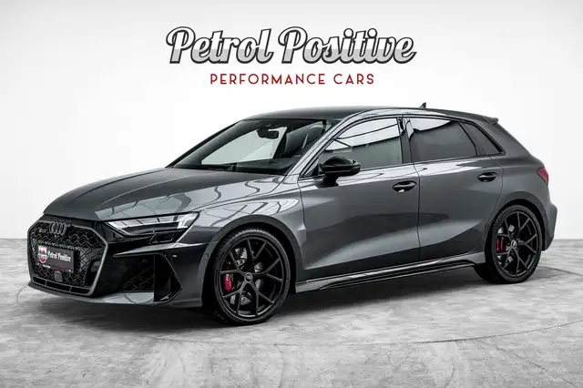 Audi RS3 main image