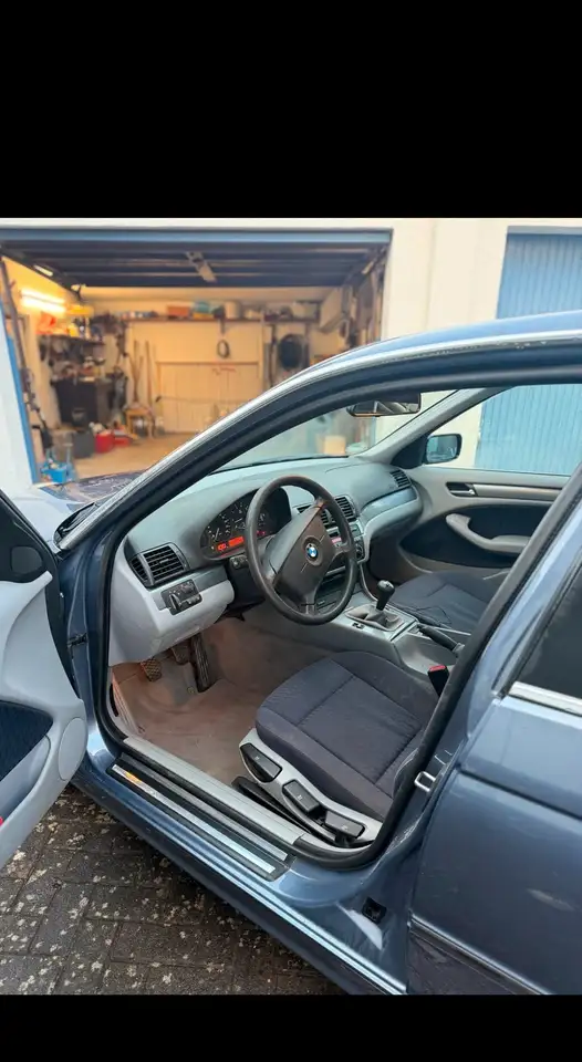 BMW 320i Comfort Edition, foto 6