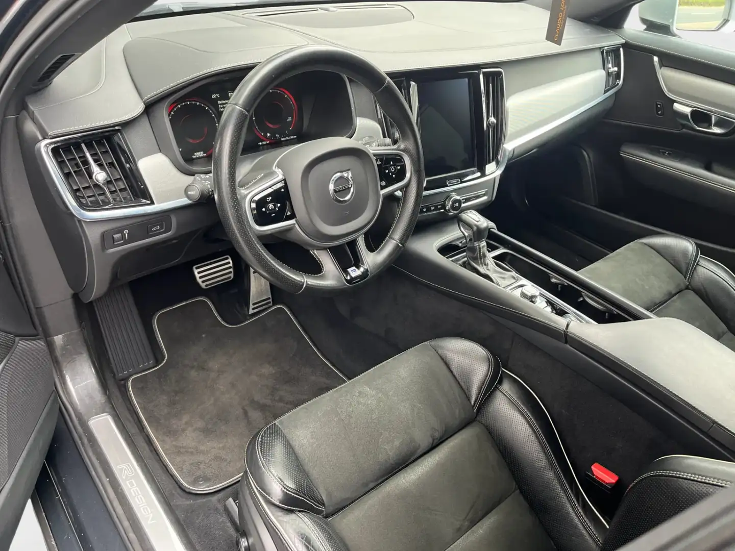 Volvo V90 R-Design | D4 | Kamera | LED | Automatik Grau - 1
