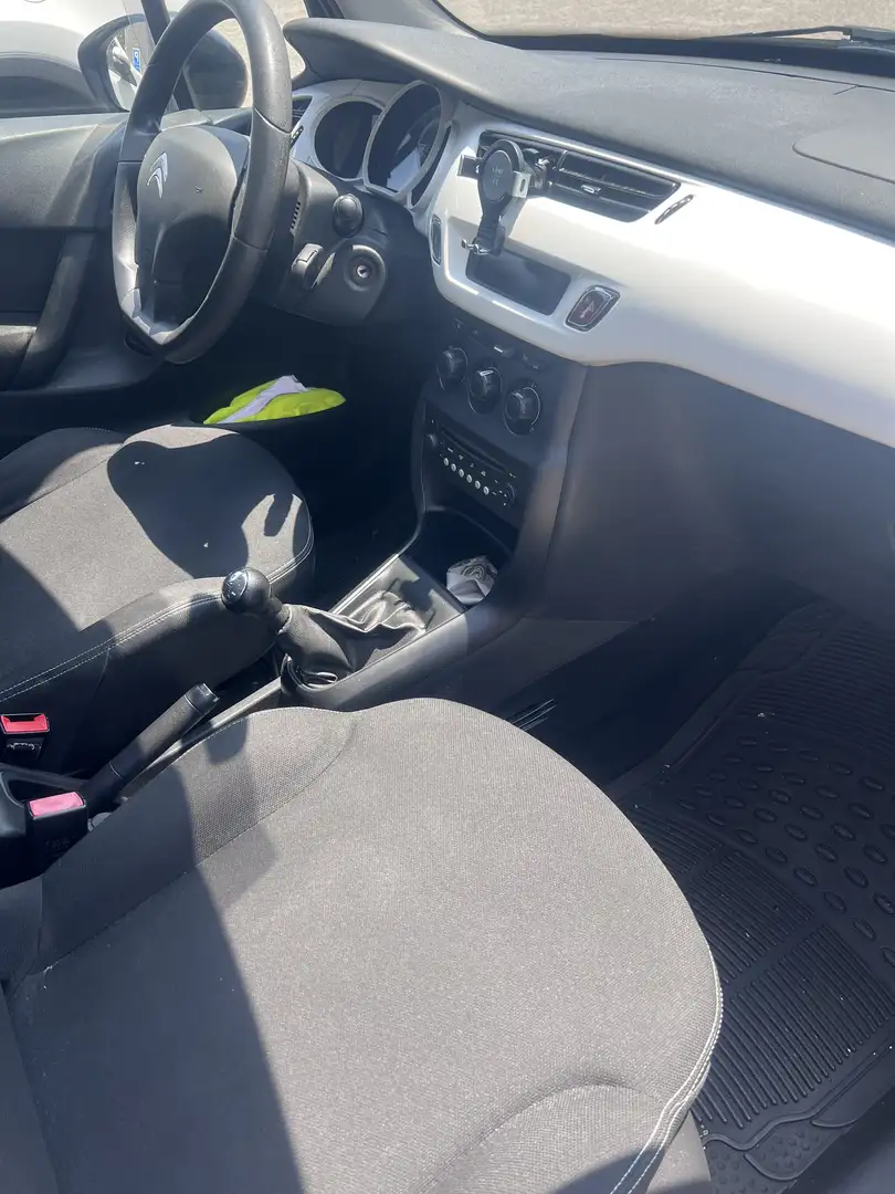 Citroen C3 1.2 puretech (vti) Exclusive 82cv FL - 2