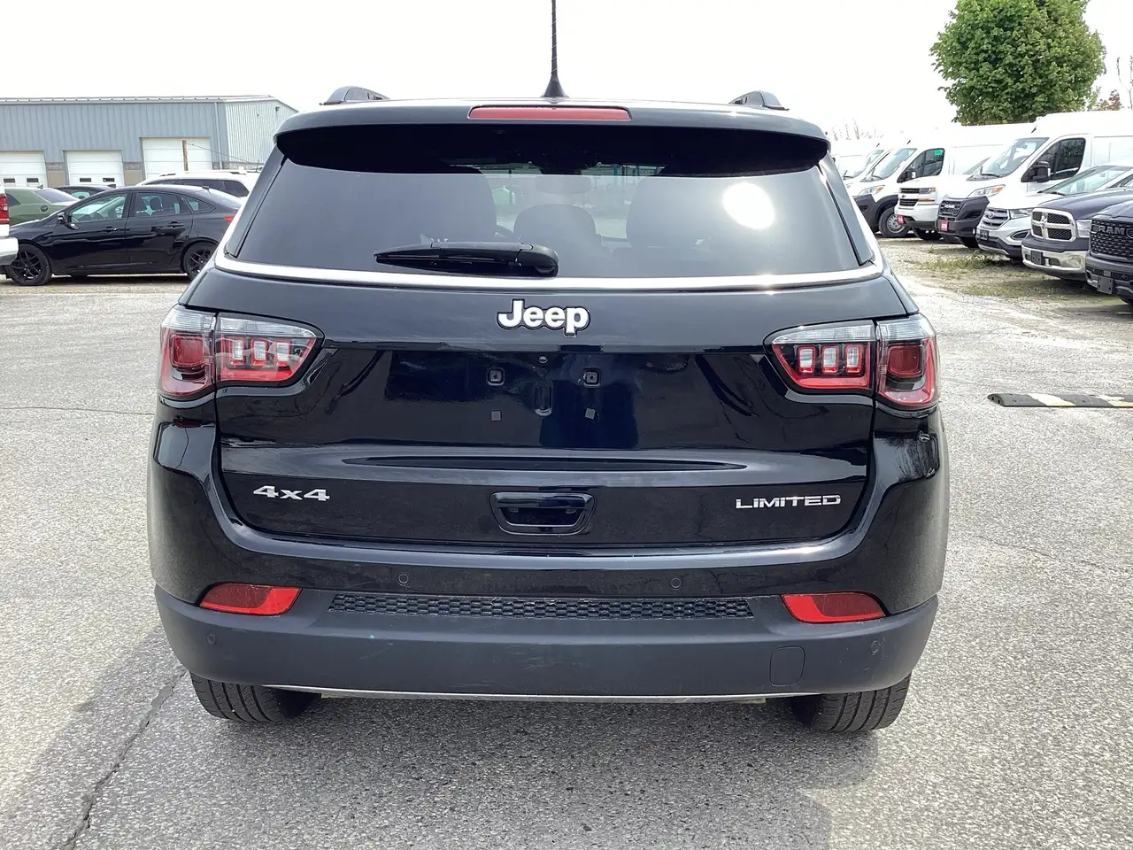 Jeep Compass снимка Jeep Compass
